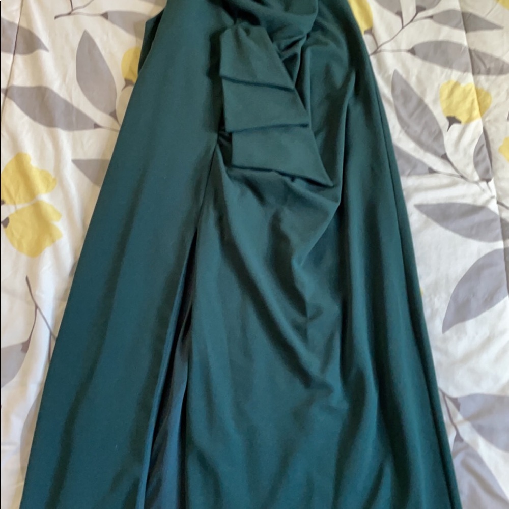 Never Worn David’s Bridal Bridesmaid Dress! Plus Size! In color Pine! - Picture 6 of 6